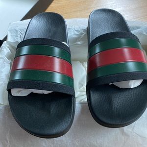 Gucci men slides
